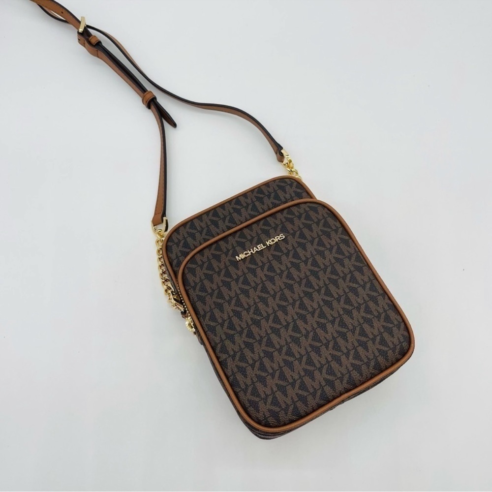 Michael Kors Medium NS Chain Xbody
Bag Brown - Picture 8 of 11